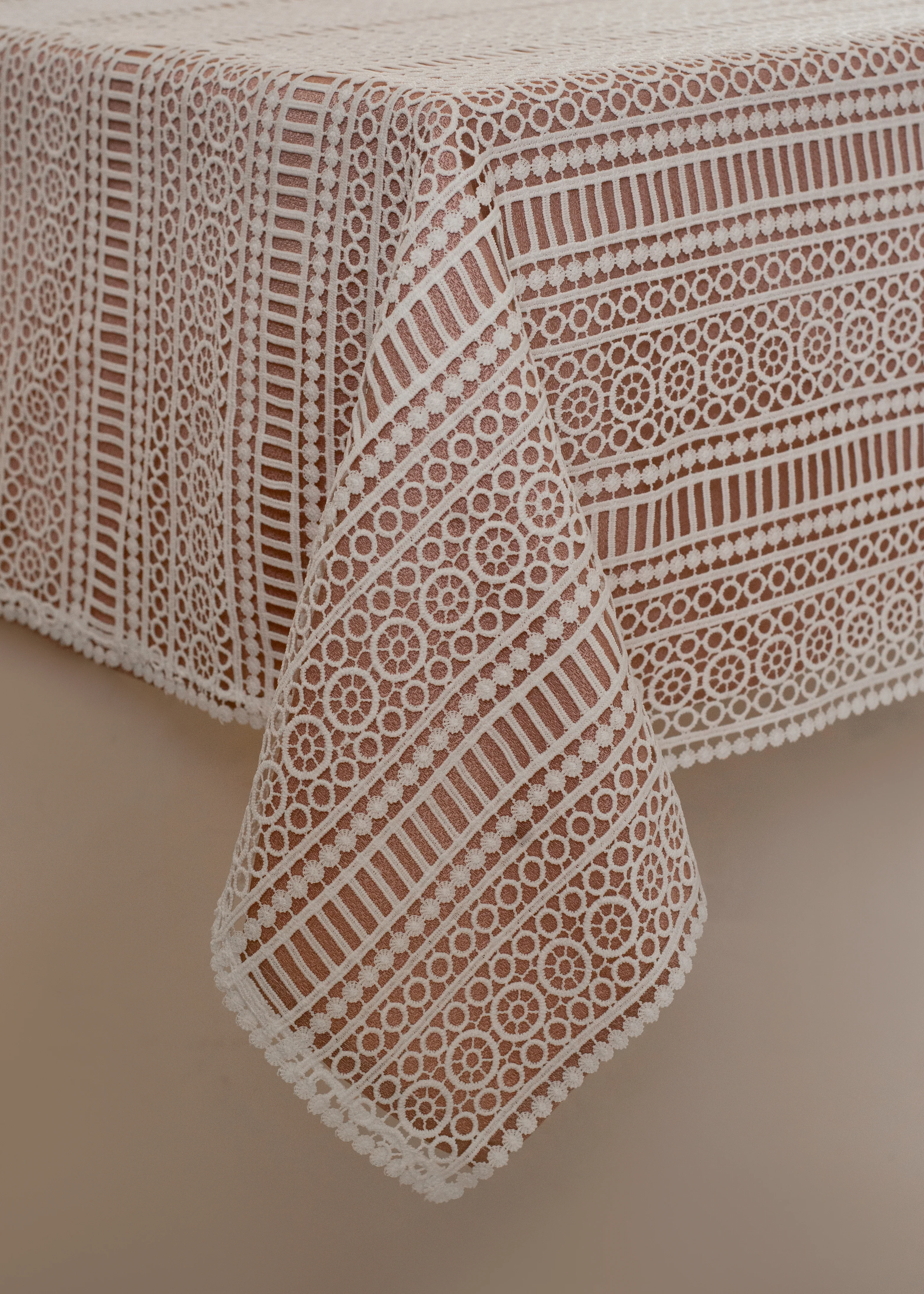 Camilla Tablecloth - Image 5