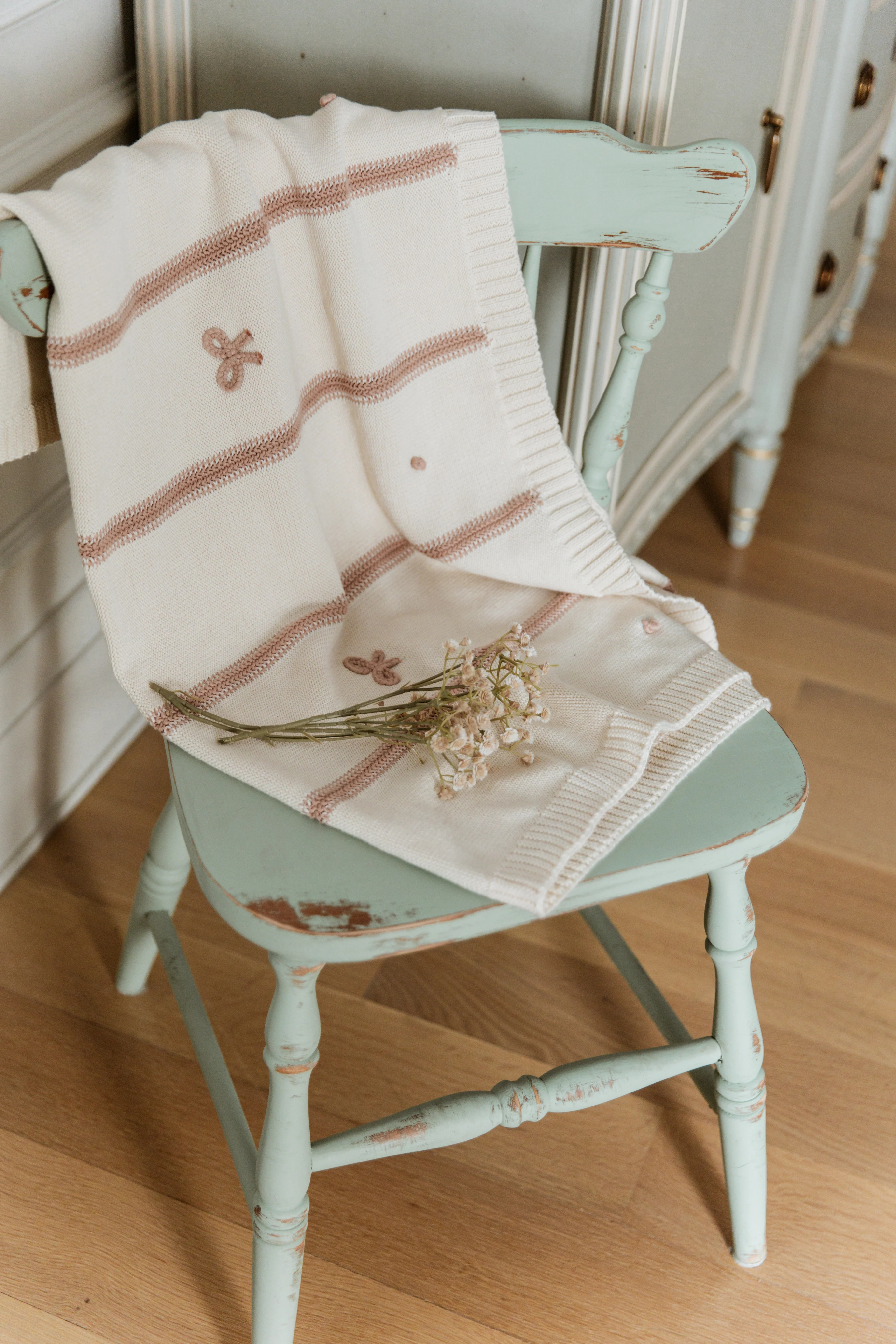 DH Mini Bow Blanket Pink - Image 6