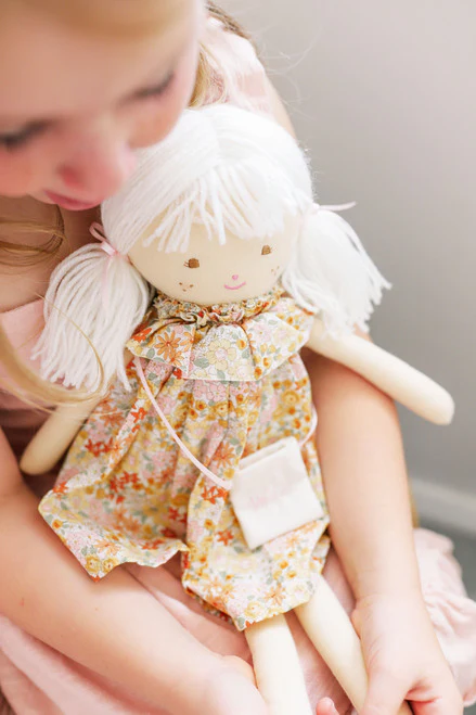 Eadie Doll - Image 3